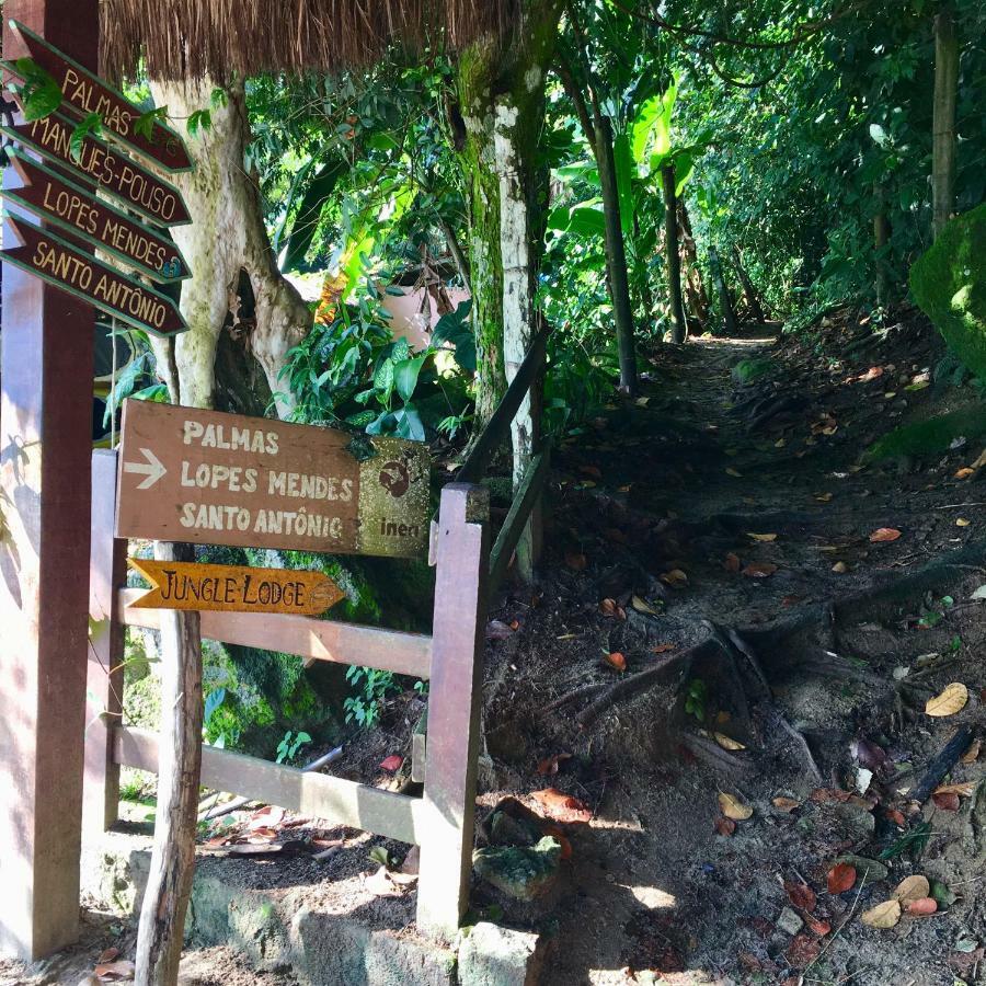Jungle Lodge 格兰德岛 外观 照片